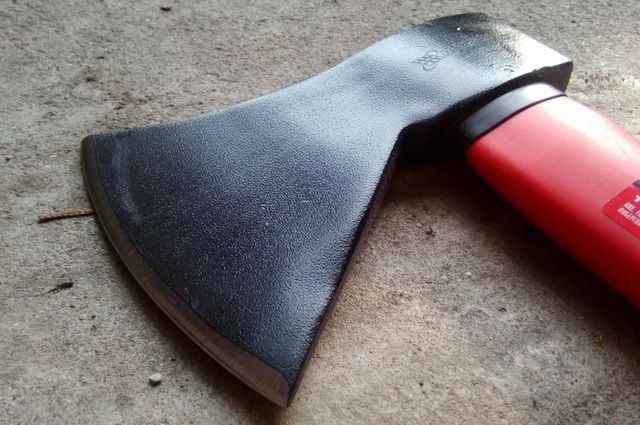 Задержан 64-летний мужчина, зарубивший топором сожительницу