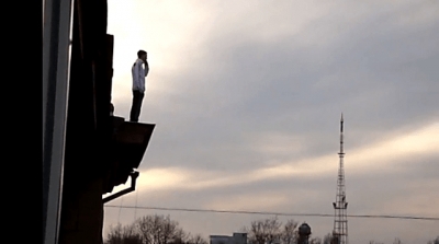 Из-за матери-алкоголички подросток едва не покончил с собой