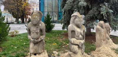 Неизвестные вандалы повредили древние скульптуры