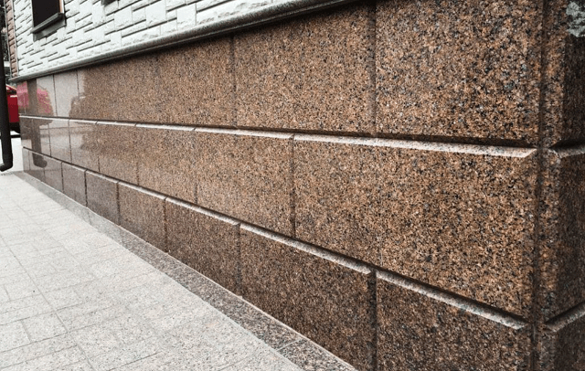 Применение гранитной плитки в интерьере и экстерьере домов