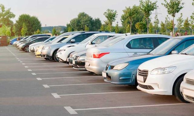 Прокуратура требует вернуть городу землю, захваченную предпринимателем