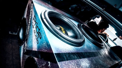 Сабвуфер в машину: мощное дополнение для автомобильной аудиосистемы