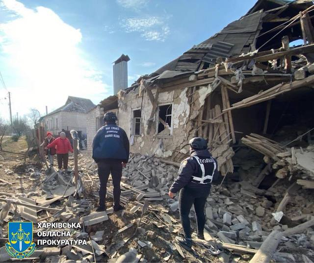 Оккупанты обстреляли Купянск, а также группу волонтеров и полицейских