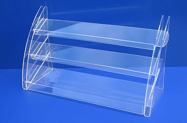 Пластиковые подставки для рекламы - где используются, какими бывают