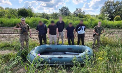 Харьковчанин попытался на надувной лодке перебраться за границу