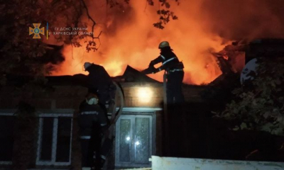 В Покотиловке горели два соседних двухвартирных дома (фото)