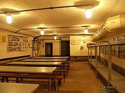 В школах и на предприятиях подготовили укрытия