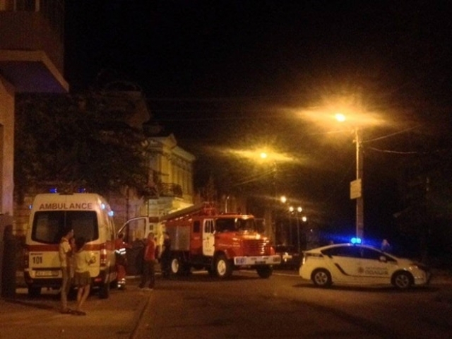 В центре Харькова пылали гаражи (фото)