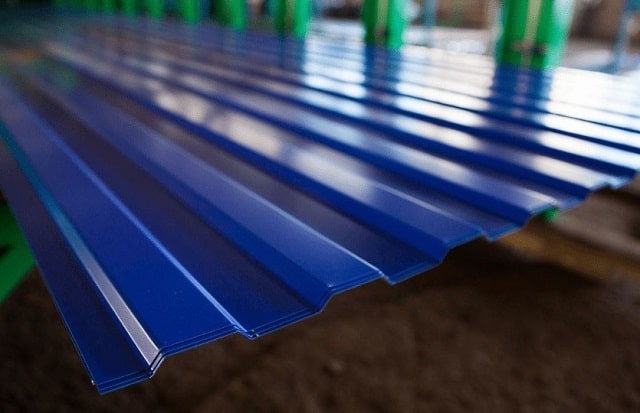 Профнастил: виды, характеристики, использование