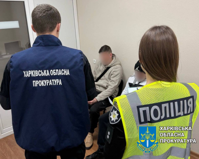 Двое харьковчан, избившие и ограбившие военного, предстанут перед судом