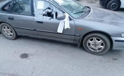 При попытке эвакуации автомобиль мирных жителей был расстрелян