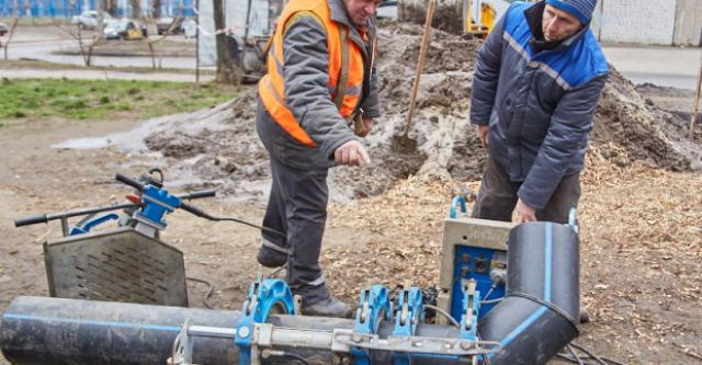 Мэр Харькова пообещал установить памятник коммунальным работникам