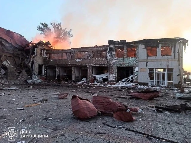 Ночью г. Лозовая подвергся самой массированной атаке с начала полномасштабной войны (фото)