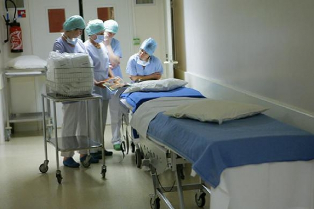 Ребенка, которого выбросил отец из окна, выписали из больницы