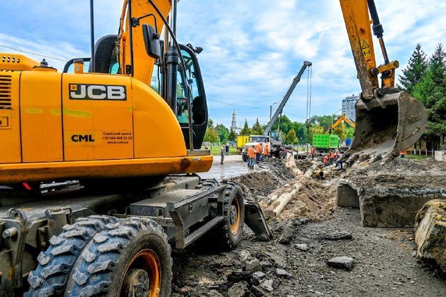 Россияне повредили тепломагистраль в Харькове, которая уже была готова к зиме