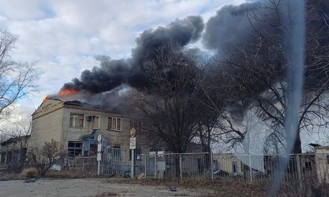 Российские террористы обстреляли Купянск 30 авиационными бомбами (фото)