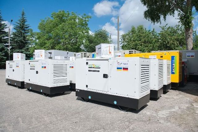 На Харьковщину привезли большую партию генераторов из Германии