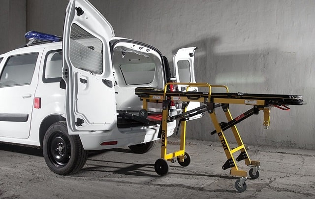 Перевозка лежачих больных на МРТ в Украине: как это делается, особенности