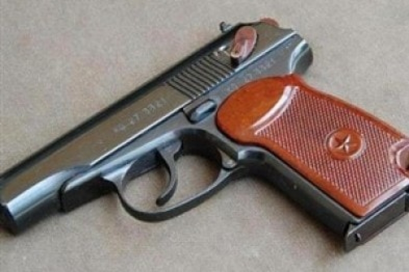 В Харькове водителю такси предлагали купить пистолет