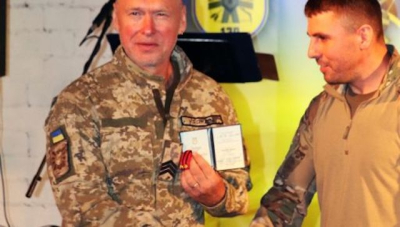 Военный медик из Харькова удостоен награды главкома ВСУ «Золотой крест»