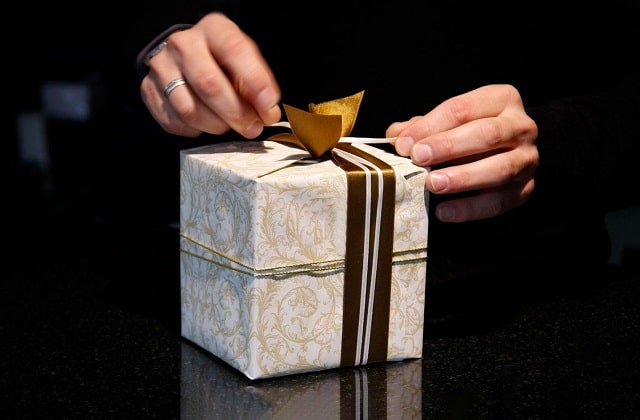 Дорого и эксклюзивно: топ-5 подарков для тех, у кого нет проблем с деньгами