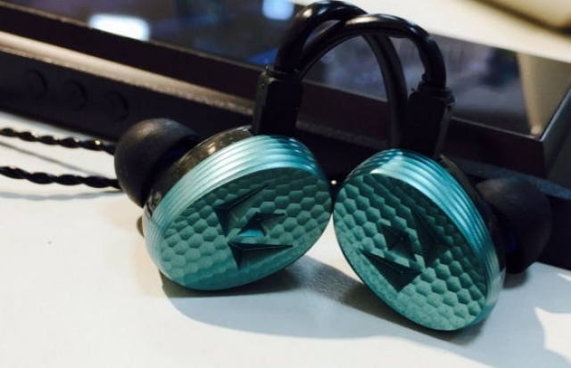 Празднуй день рождения Noble Audio вместе с Soundmag!