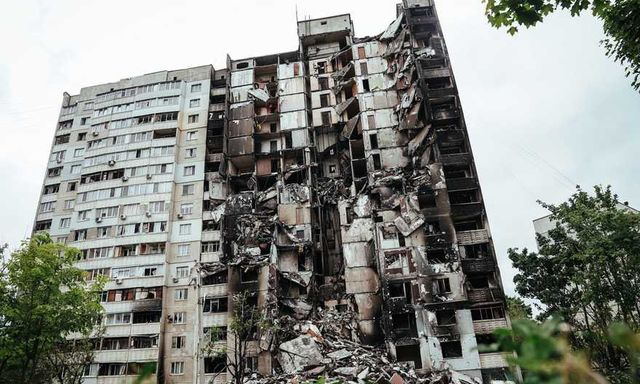 Разрушенный подъезд дома № 82 на ул. Гужвий готовят к демонтажу