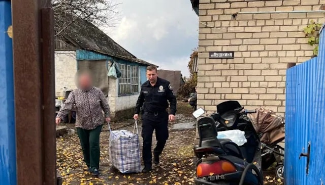 Из Боровой эвакуировали 17 жителей, в том числе, семерых детей