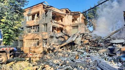 Оккупанты ракетными ударами уничтожили гимназию в Шевченковском районе Харькова (фото)