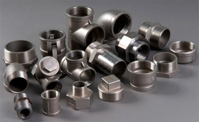 Сталеві фітинги у промисловості: чому вони незамінні для великих проєктів