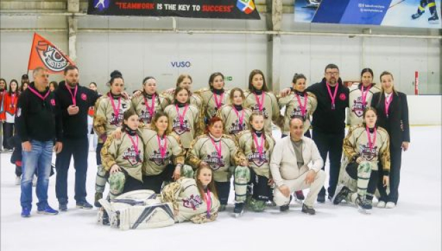 Харьковская команда «Пантеры» – серебряный призер чемпионата Украины по женскому хоккею