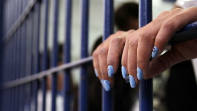 В Харькове кассирша банка реализовала ценные монеты в обход учреждения