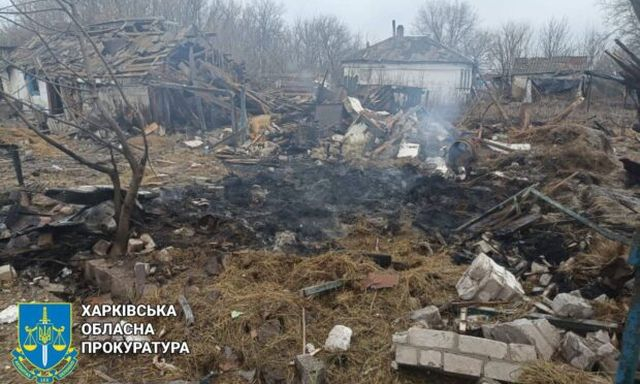 Враг совершил массированные обстрелы нескольких сел Харьковщины (фото)