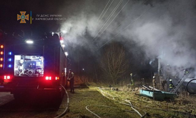 В Южном около трех часов горел двухэтажный дом