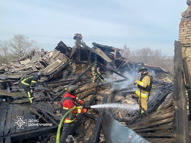 Третью ночь подряд террористы РФ атакуют Харьков ударными дронами (фото)