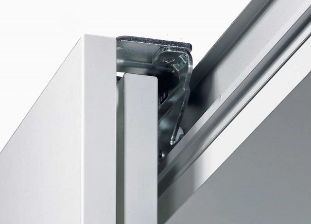 Раздвижные системы для шкафов-купе: особенности, преимущества, рекомендации по выбору и монтажу