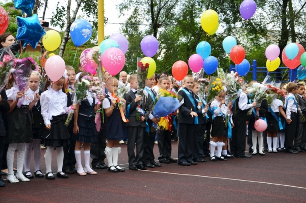 В Харькове прошли торжественные линейки
