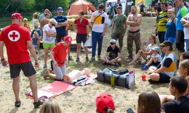 «ZMIIV TOUR FEST» прошел в Национальном парке на берегу Северского Донца (фото)