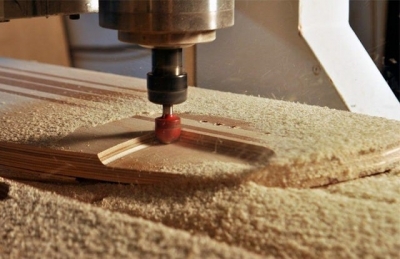 Фрезерная резка фанеры (МДФ, ДСП): что это такое, как происходит, где применяется