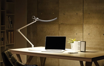 Настольные светодиодные лампы с регулировкой яркости для дома и офиса