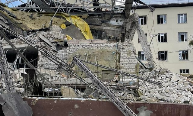 Правительства двух стран помогут отремонтировать больницу в Изюме