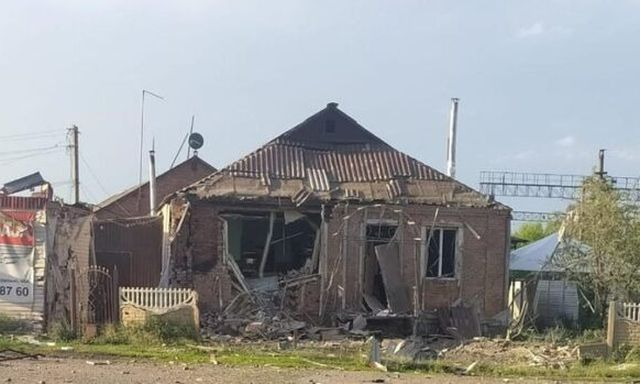 Вчера вечером во время обстрела Золочева погибла женщина, несколько человек ранены