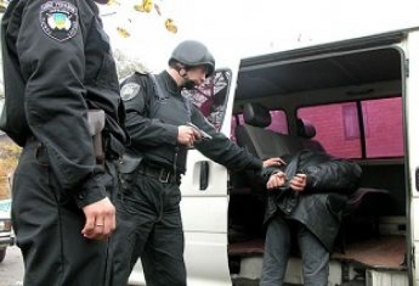 Бойцы ГСО задержали грабителя за 9 минут