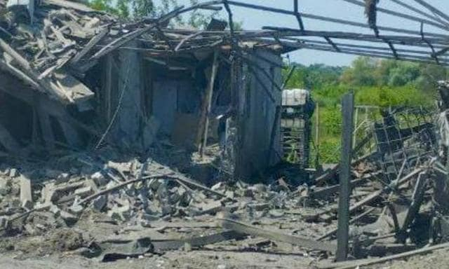 Россияне ударили баллистикой по Печенегам – разрушены дома, загорелся сосновый лес