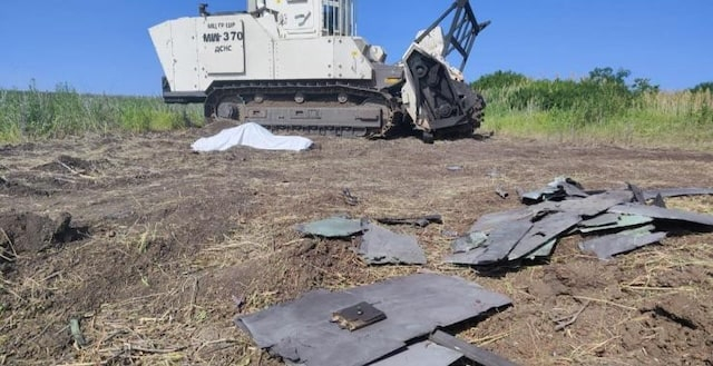 В селе Долгонькое погиб спасатель, его коллеги получили ранения