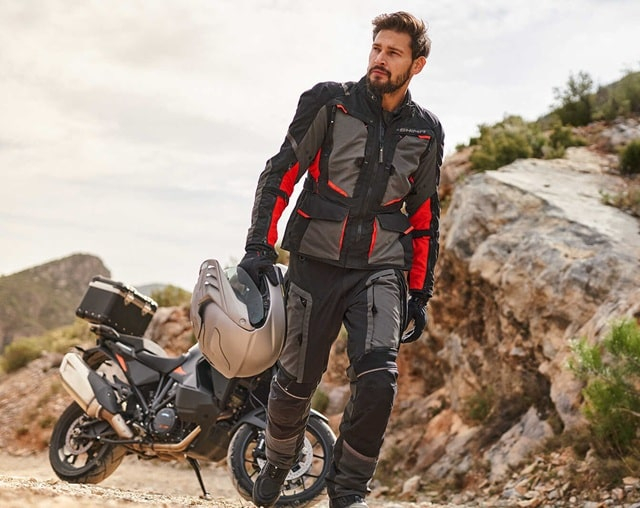 Moto-Motion: экспертный магазин мотоэкипировки и товаров для мототехники в Украине