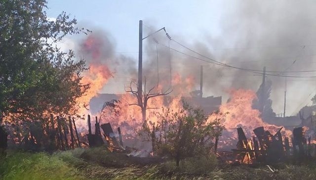 Масштабный пожар в Купянске-Узловом – сгорело 400 кв. метров