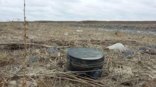 В Новой Гусаровке испытывают противоминный трактор