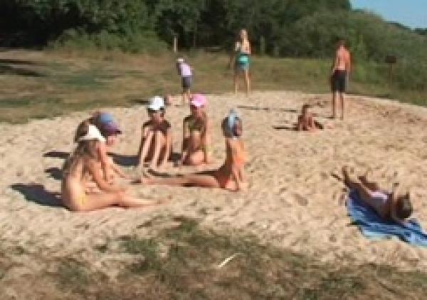 На Харьковщине закрываются детские лагеря