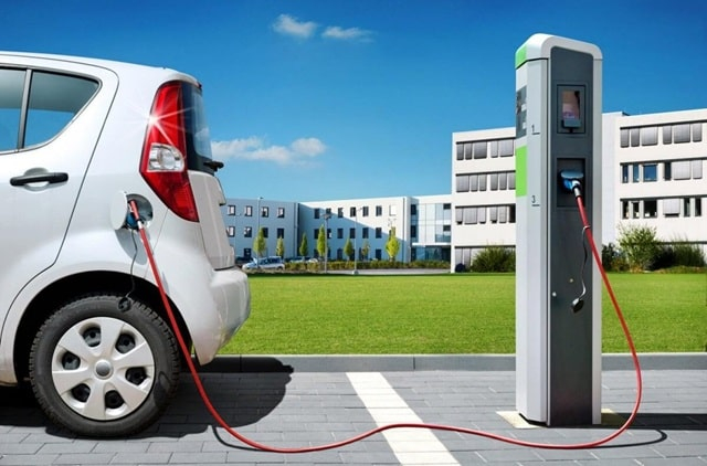 Зарядные станции для электромобилей: виды, особенности, как выбрать